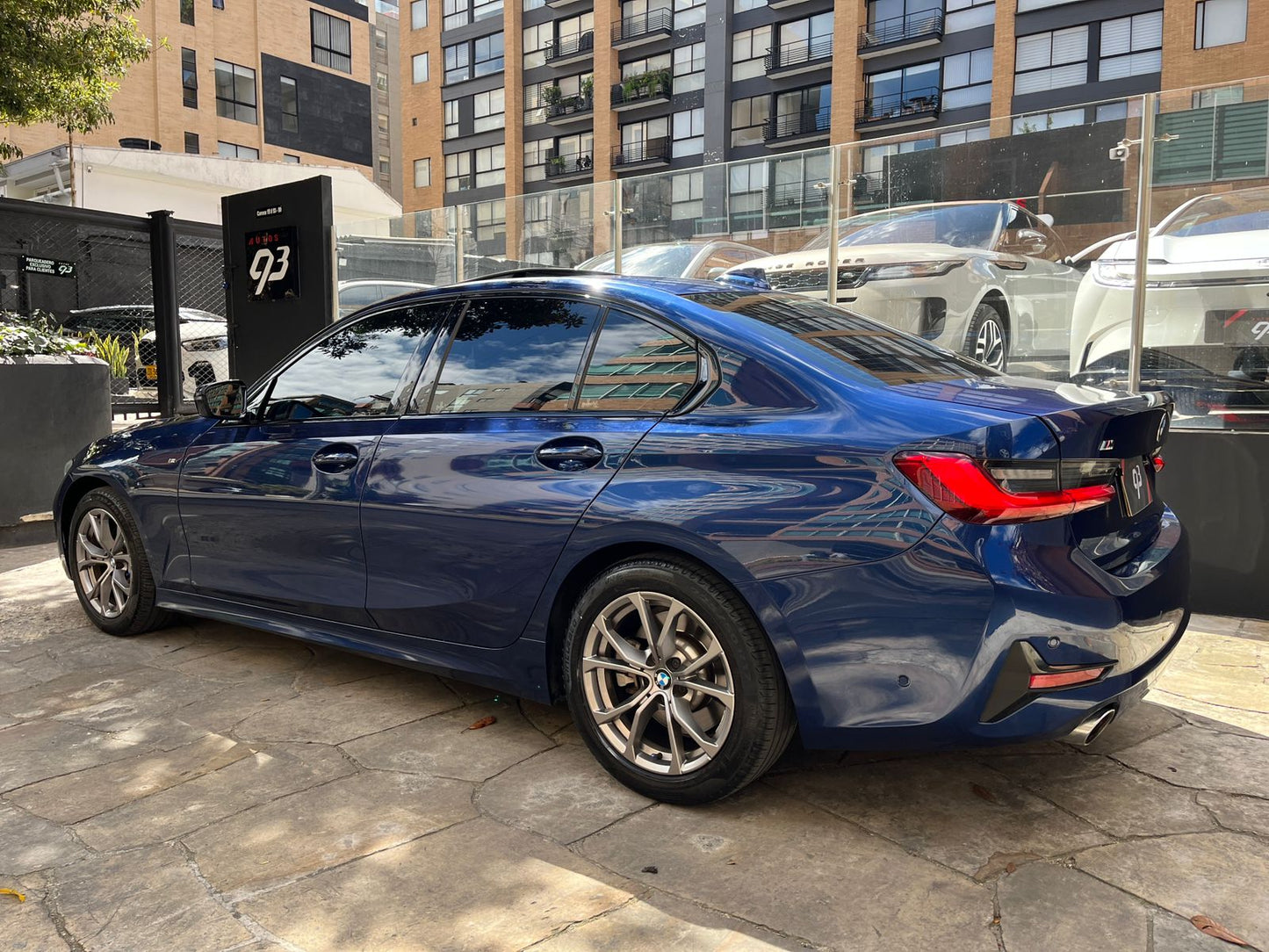 BMW 330i Sedan Modelo 2020