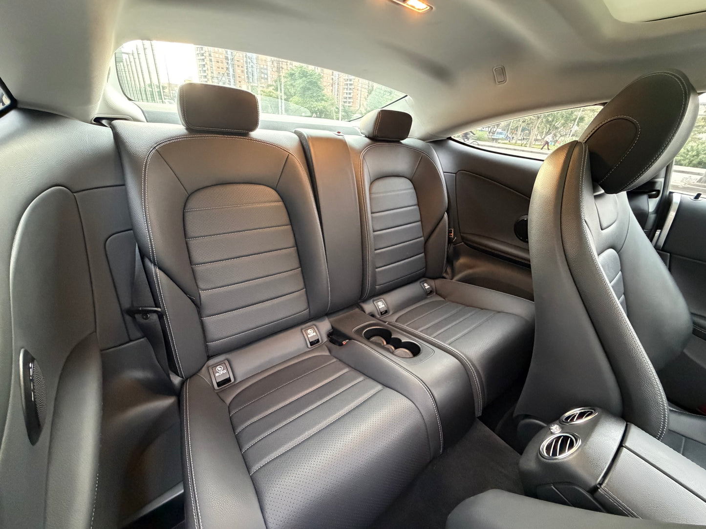 Mercedes Benz C200 Coupé Modelo 2019 - Autos 93