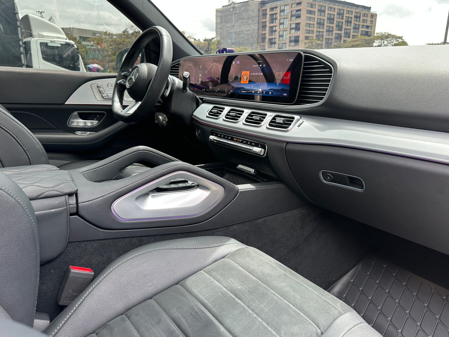 MERCEDES-BENZ GLE 450 4MATIC MODELO 2025
