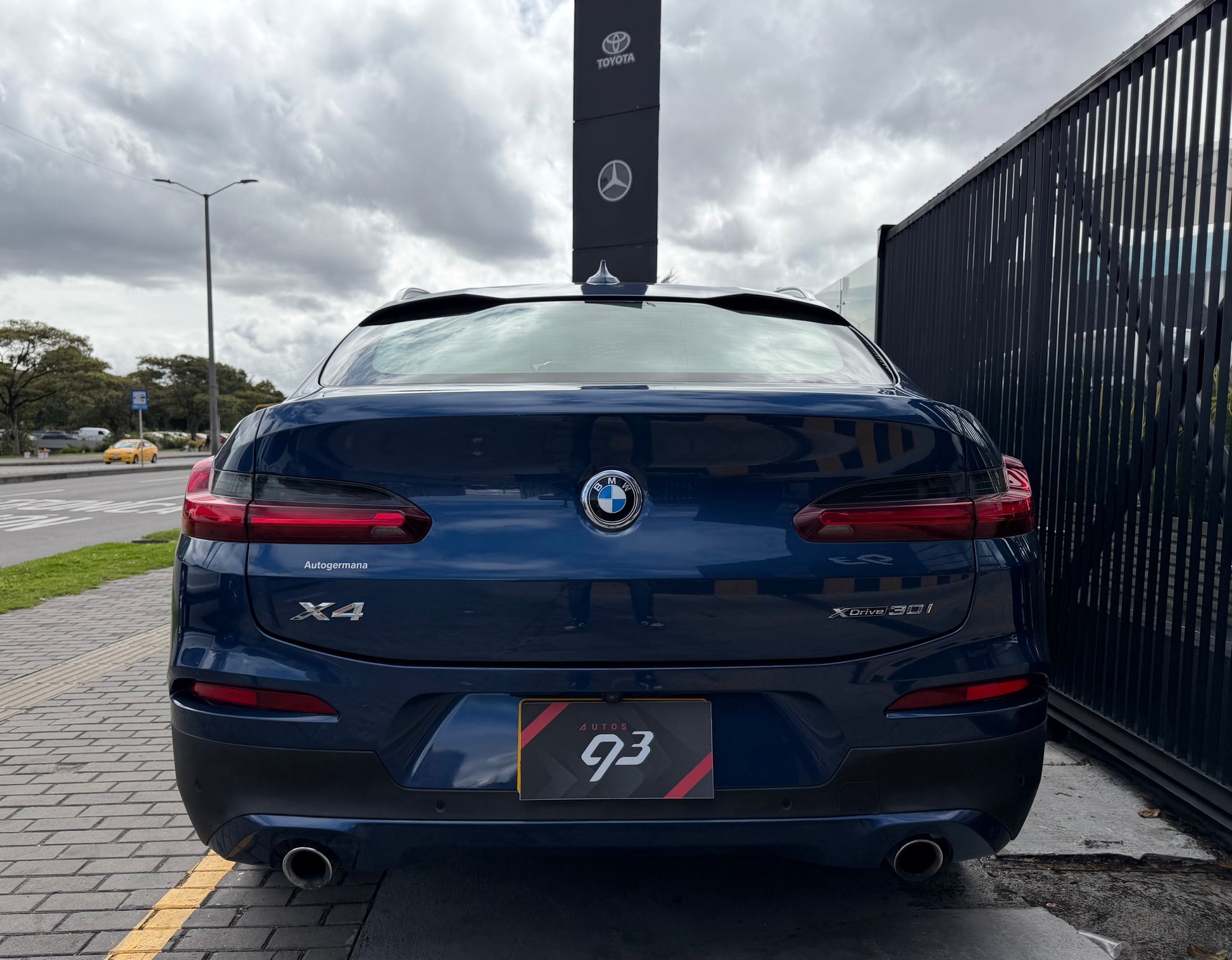 BMW X4 xDrive30i Modelo 2021 - Autos 93