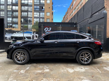 Cargar imagen en el visor de la galería, Mercedes-Benz GLC 250 4MATIC Coupé Modelo 2019
