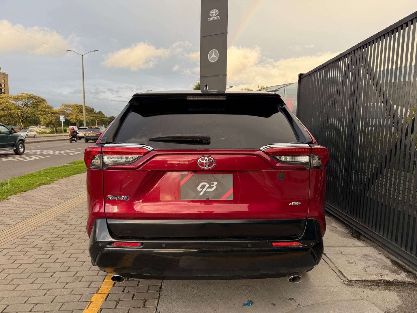 Toyota RAV4 X-ROAD 2.5 Modelo 2020 - Autos 93