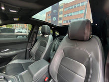 Cargar imagen en el visor de la galería, Jaguar E-Pace R-Dynamic SE Modelo 2019
