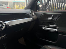 Cargar imagen en el visor de la galería, Mercedes Benz GLB 35 AMG 4MATIC
