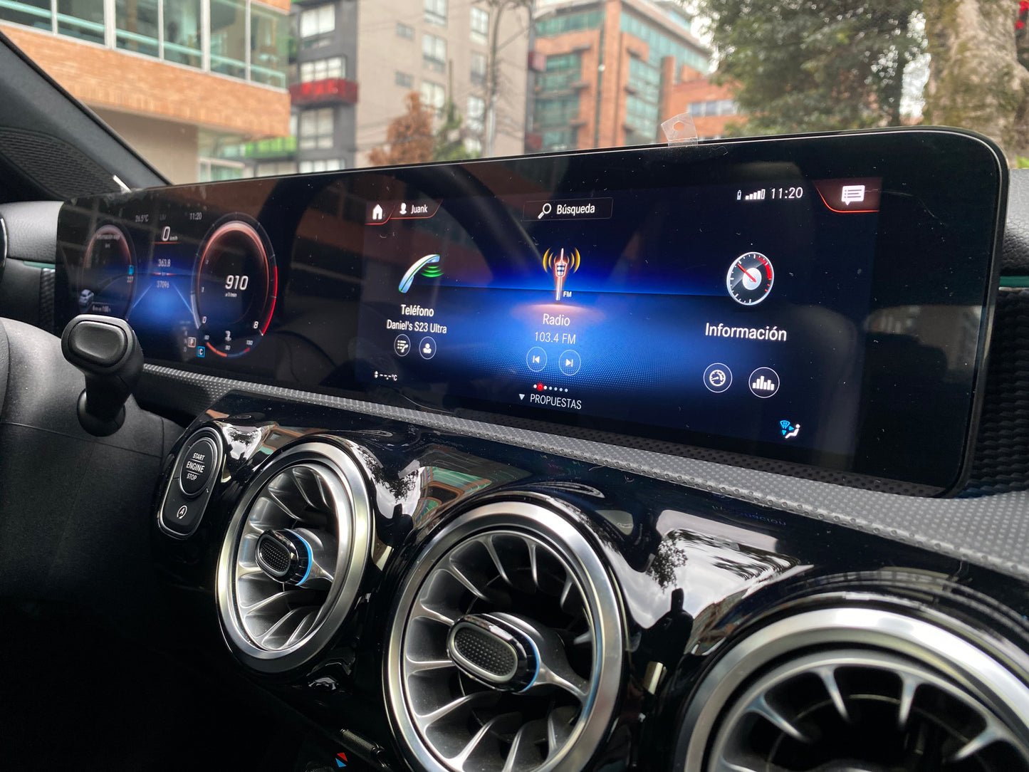 Mercedes-Benz A200 Hatchback Modelo 2022 - Autos 93