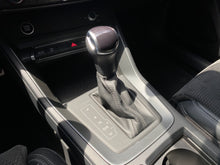 Cargar imagen en el visor de la galería, AUDI Q3 SportBack 40 TFSI S-Line Modelo 2022
