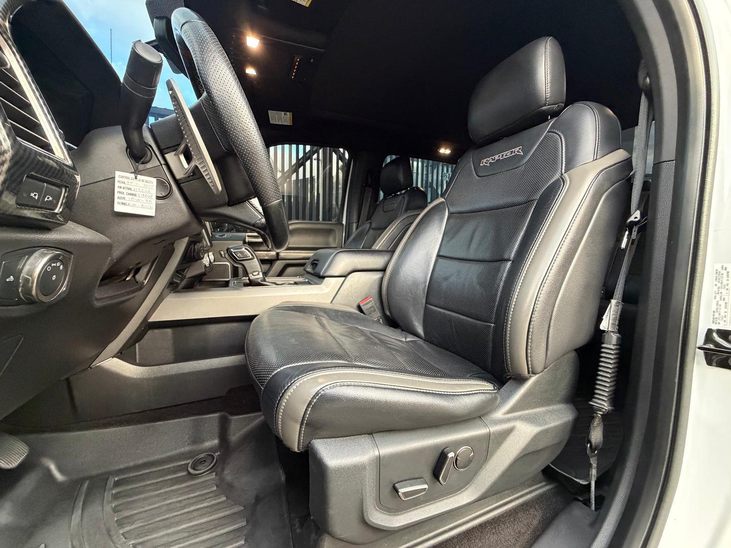 Ford F-150 Raptor Doble Cabina Modelo 2018