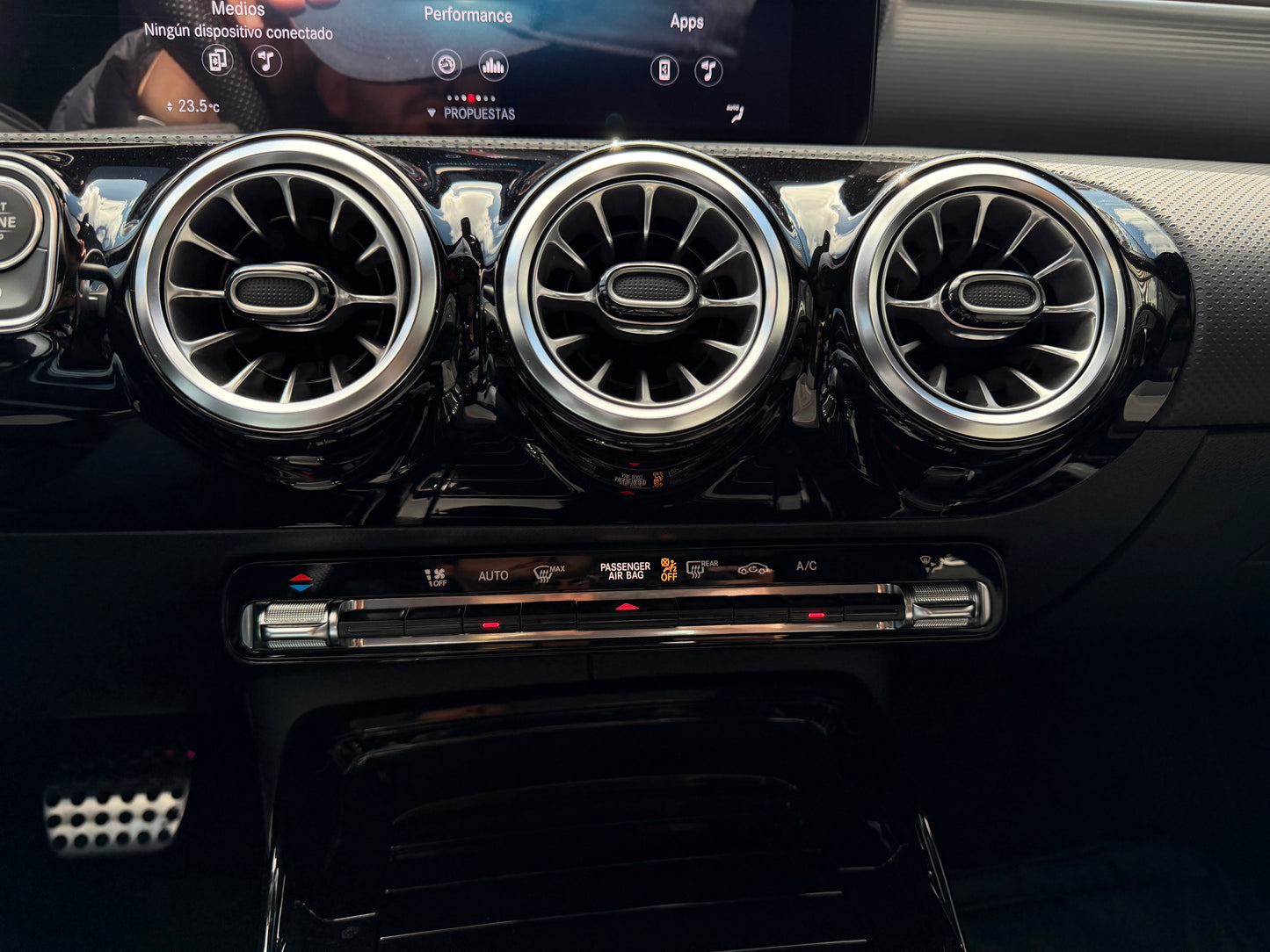 Mercedes Benz CLA 35 AMG Modelo 2023