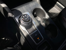 Cargar imagen en el visor de la galería, Ford Escape ST Line Híbrida Modelo 2023

