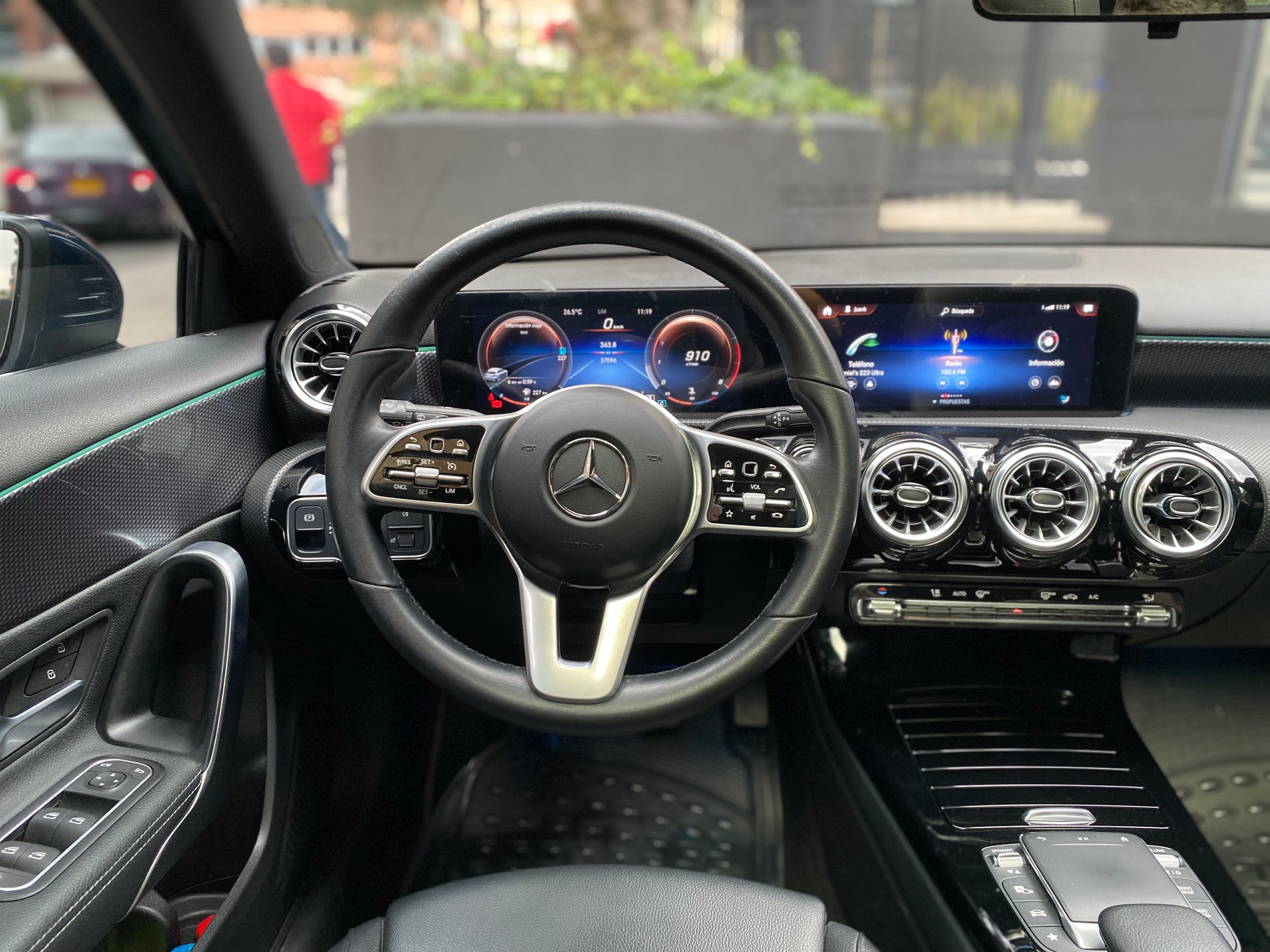 Mercedes-Benz A200 Hatchback Modelo 2022 - Autos 93