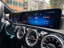 Cargar imagen en el visor de la galería, Mercedes-Benz AMG A35 4MATIC Híbrido Modelo 2023
