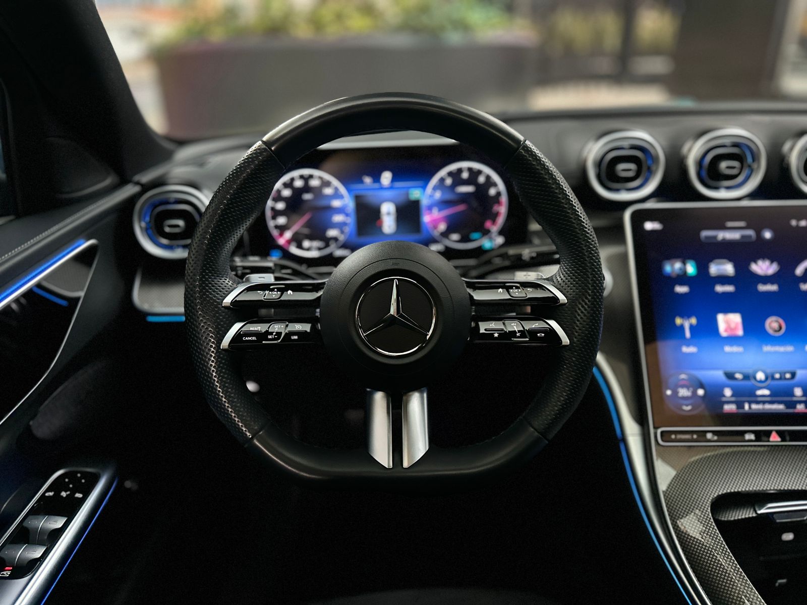 Mercedes-Benz C200 Híbrido Modelo 2023 - Autos 93