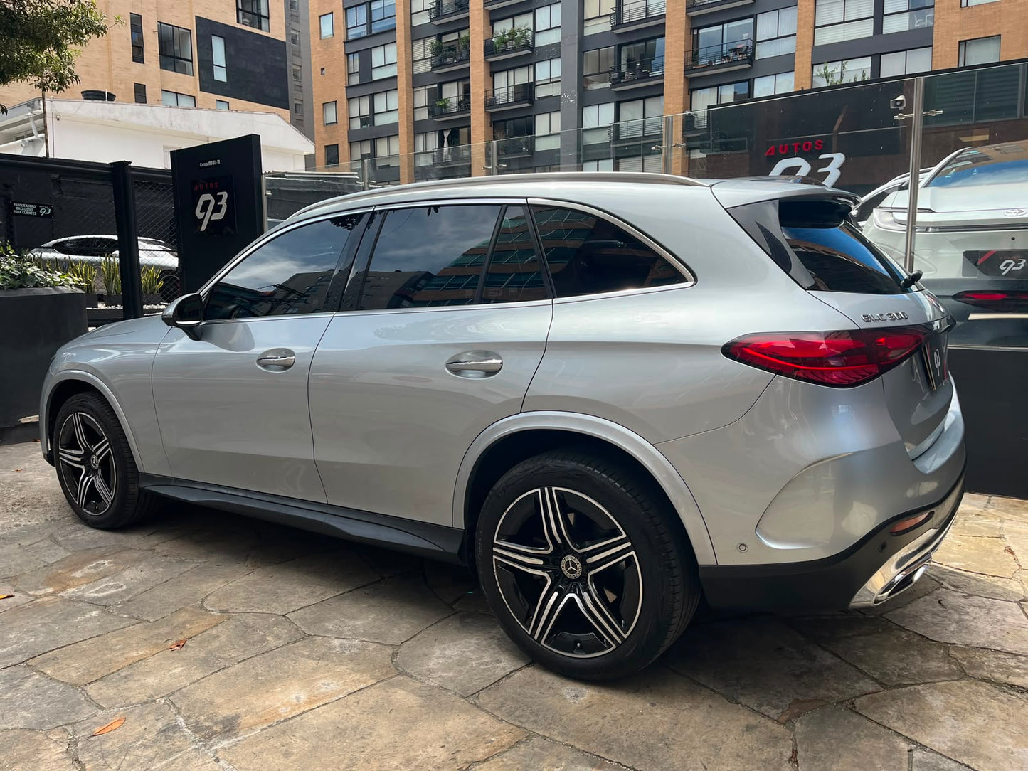 Mercedes-Benz GLC 300 4MATIC Modelo 2025