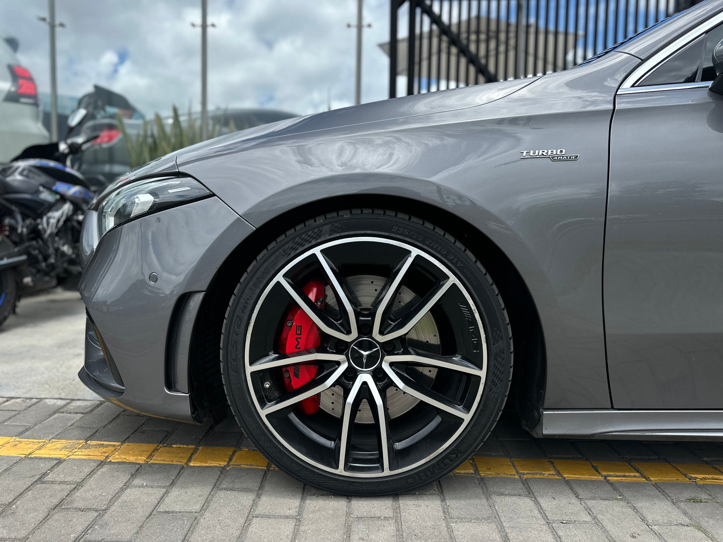 Mercedes-Benz AMG A 35 4MATIC Modelo 2022