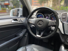 Cargar imagen en el visor de la galería, Mercedes-Benz GLE 250D 4MATIC Modelo 2019
