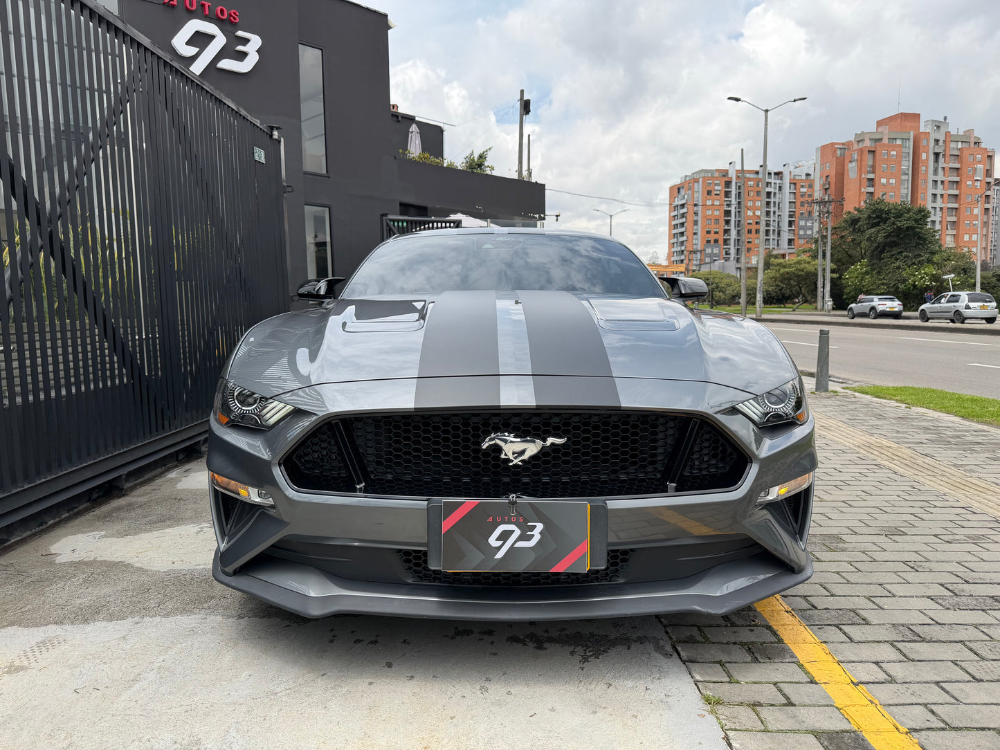 Ford Mustang GT Modelo 2022 - Autos 93