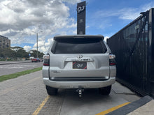 Cargar imagen en el visor de la galería, Toyota 4Runner Blindada Modelo 2023
