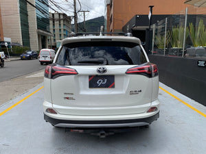 Toyota RAV4 Street Modelo 2017