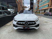 Cargar imagen en el visor de la galería, Mercedes-Benz GLA 200 Modelo 2022
