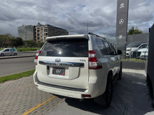 Cargar imagen en el visor de la galería, Toyota Prado TXL Modelo 2014
