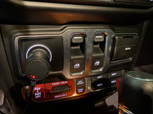 Cargar imagen en el visor de la galería, Jeep Wrangler Rubicon Modelo 2022
