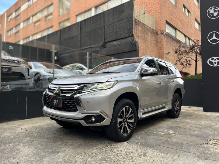 Mitsubishi Montero Modelo 2020