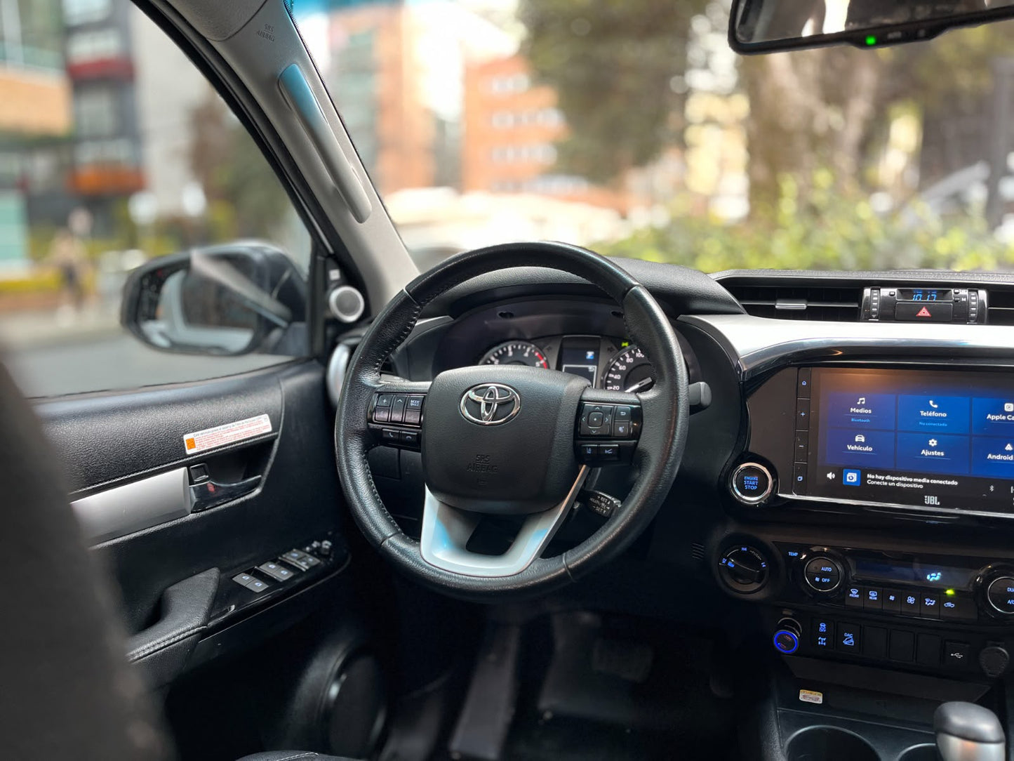 Toyota Hilux SRX 2.8 4x4 AT Modelo 2024