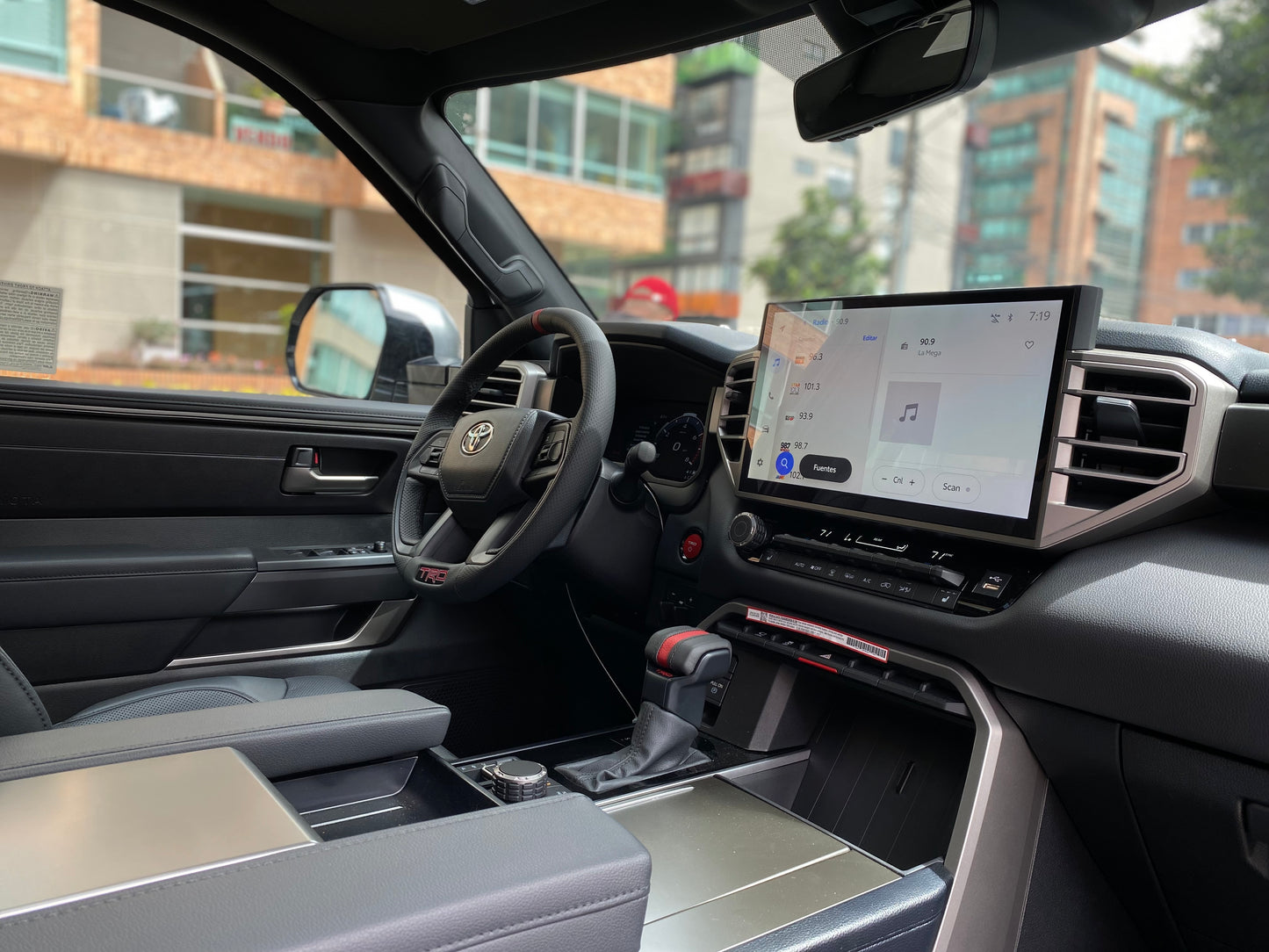 Toyota Sequoia SR5 Sport Modelo 2026 (IMPORTACIÓN) - Autos 93