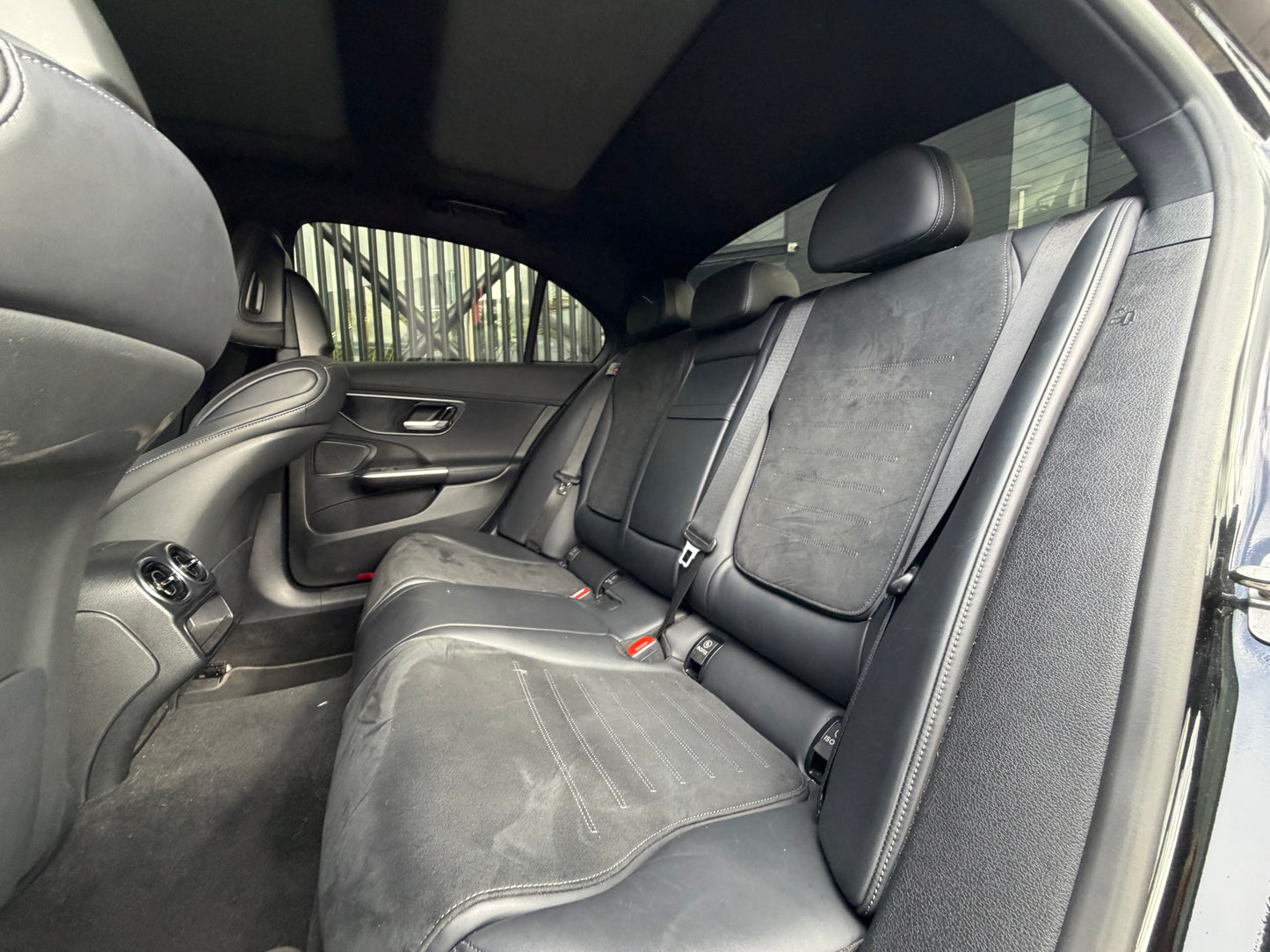 Mercedes Benz C350e PHEV Modelo 2024