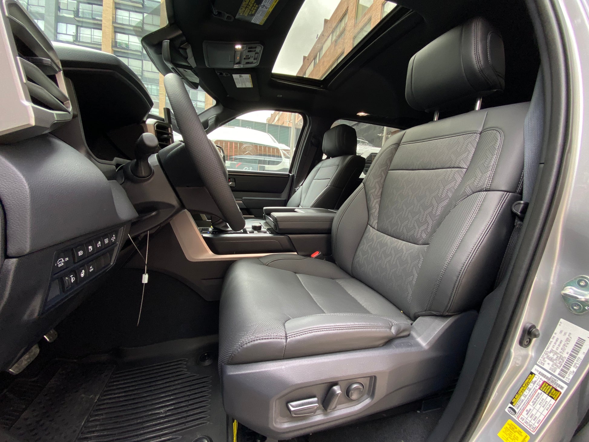 Toyota Sequoia SR5 Sport Modelo 2026 (IMPORTACIÓN) - Autos 93