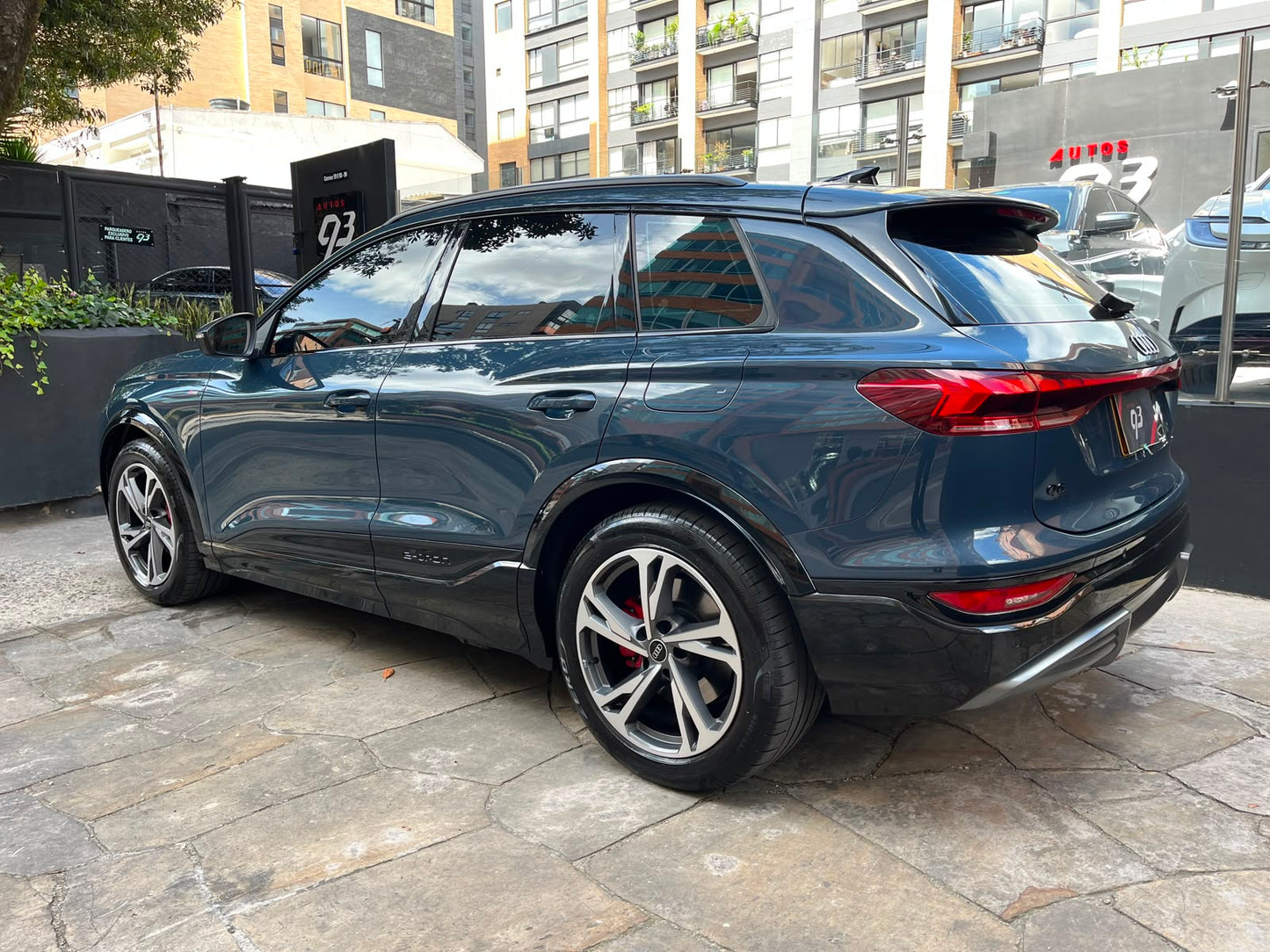 Audi Q6 e-tron 55 quattro S line Tech Pro Carbono Modelo 2025
