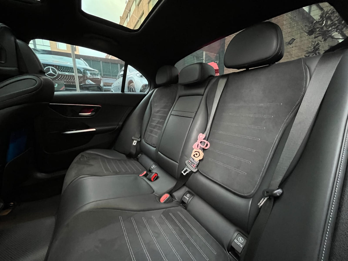 Mercedes-Benz C200 2025