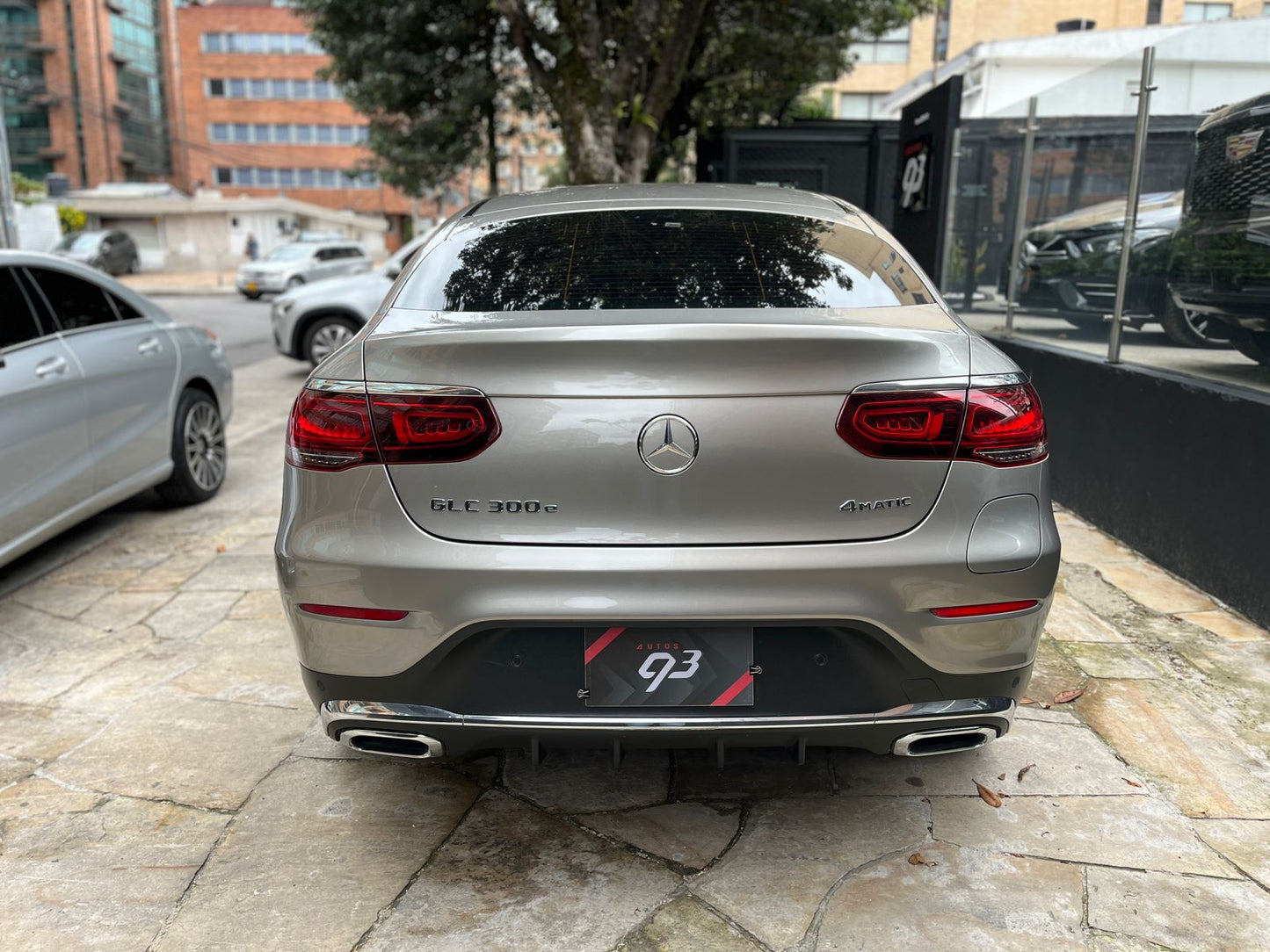 Mercedes-Benz GLC 300e 4MATIC Modelo 2023