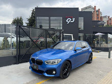 Cargar imagen en el visor de la galería, BMW 120I Modelo 2019

