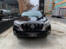 Cargar imagen en el visor de la galería, Toyota Prado TXL Modelo 2015
