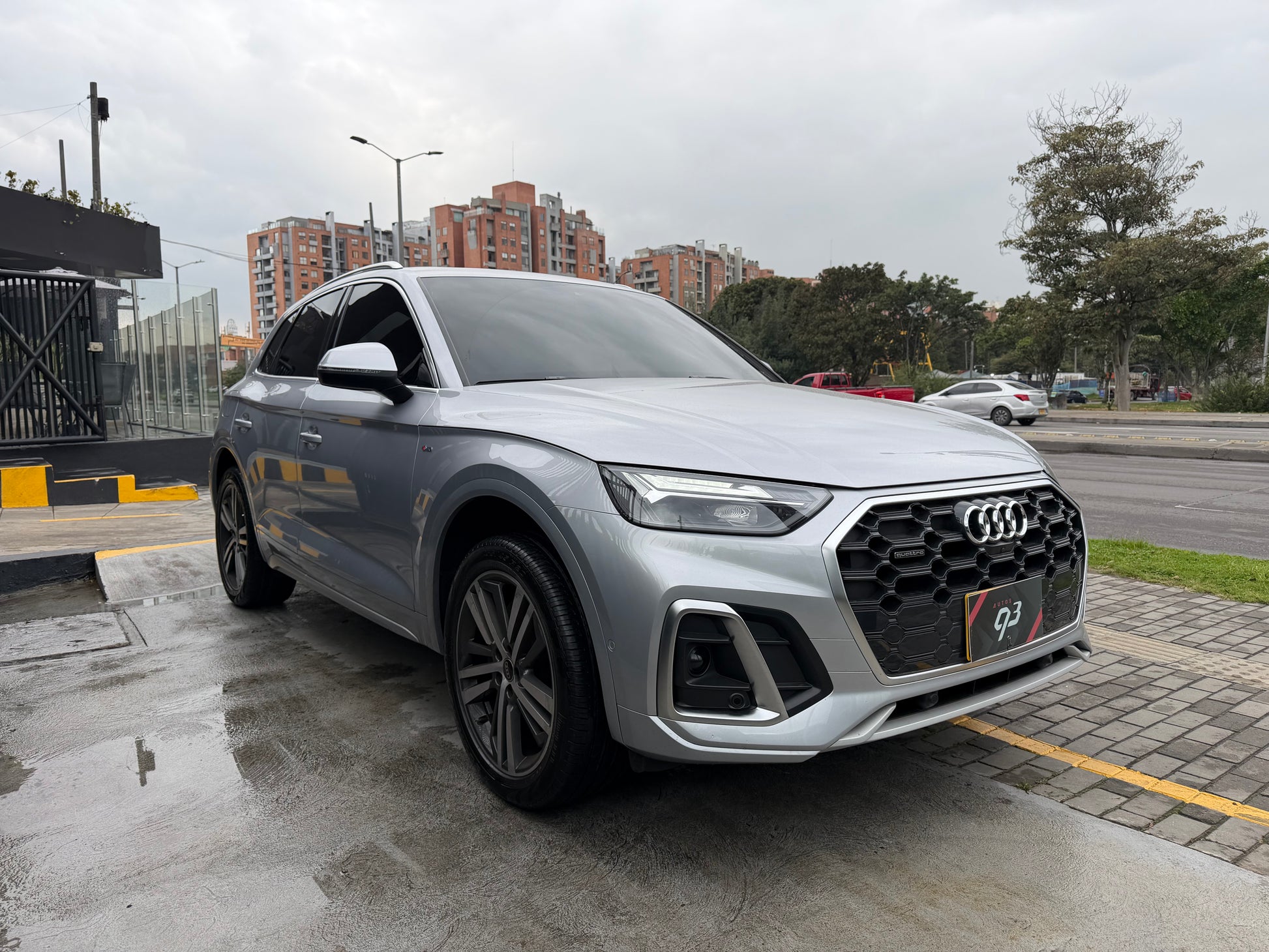 Audi Q5 S-line MHEV Modelo 2025 - Autos 93