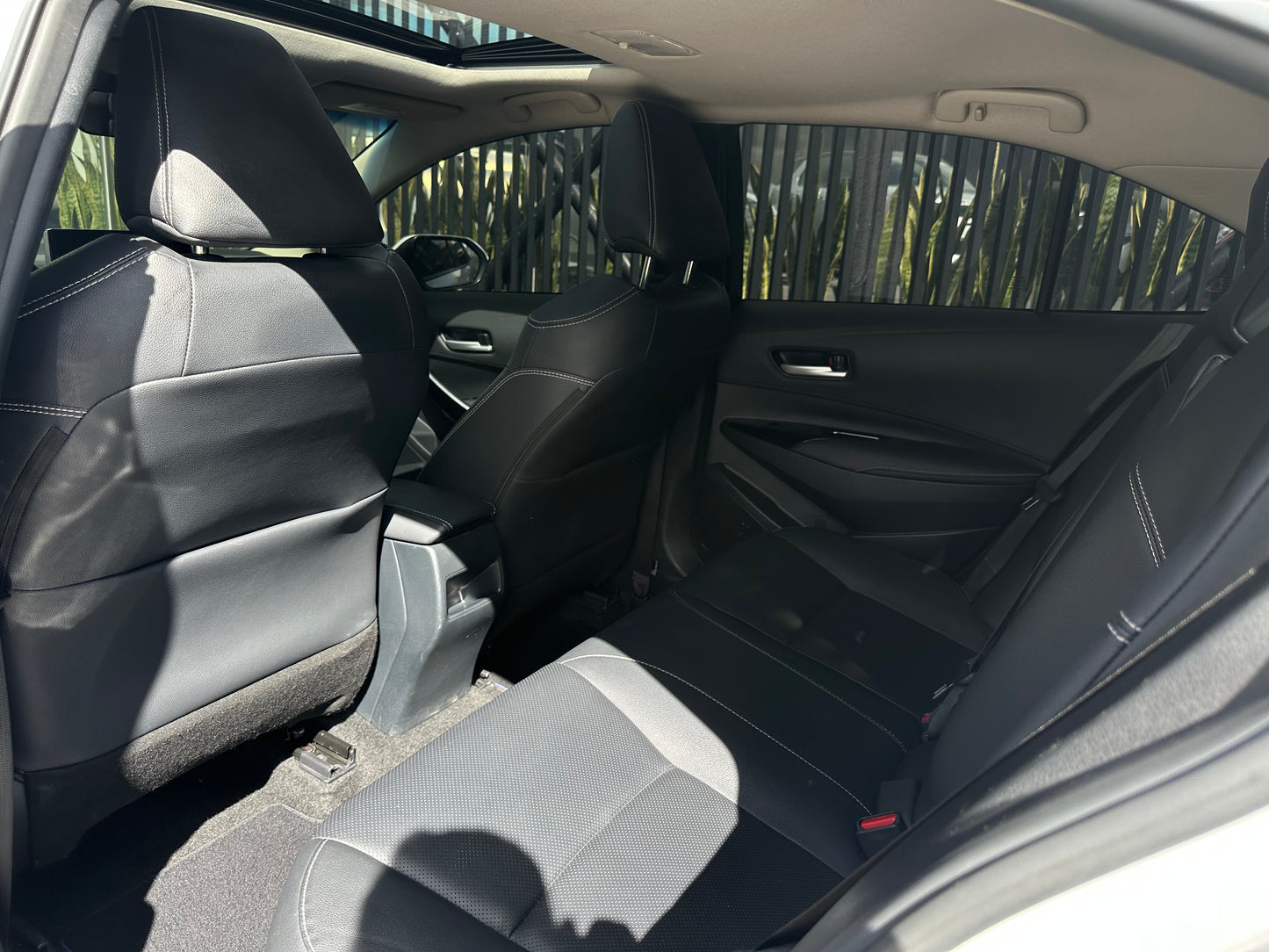 TOYOTA COROLLA HYBRID 1.8 (2023)