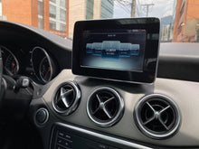 Cargar imagen en el visor de la galería, Mercedes-Benz GLA 200 Modelo 2018
