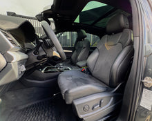 Cargar imagen en el visor de la galería, Audi Q5 Sportback Híbrida S-Line Modelo 2024
