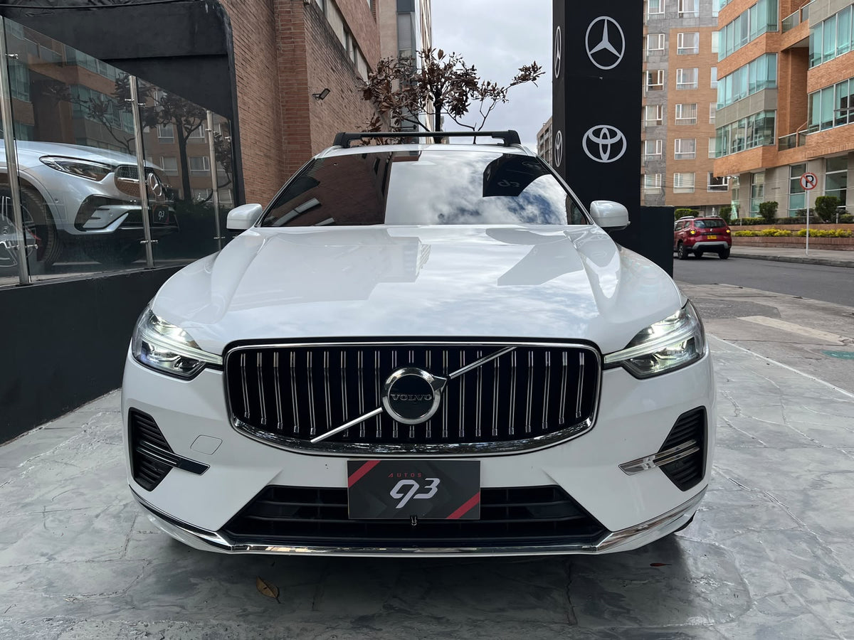 Volvo XC60 T8 Híbrida Enchufable Modelo 2024