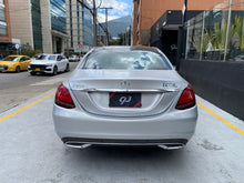 Cargar imagen en el visor de la galería, Mercedes-Benz C200 Modelo 2020
