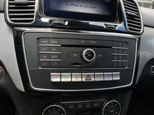 Cargar imagen en el visor de la galería, Mercedes-Benz GLE 250D 4MATIC Modelo 2019

