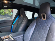 Cargar imagen en el visor de la galería, BMW IX xDrive40 Modelo 2023
