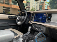 Cargar imagen en el visor de la galería, Ford Bronco Wildtrak Blindada Modelo 2024
