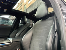 Cargar imagen en el visor de la galería, Mercedes-Benz C200 Híbrido Modelo 2023
