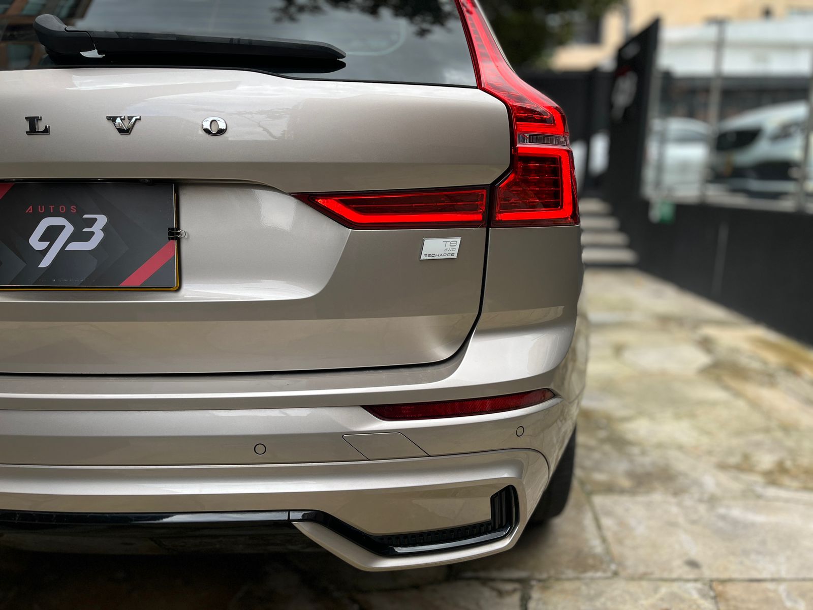 Volvo XC60 T8 Recharge Modelo 2023 - Autos 93