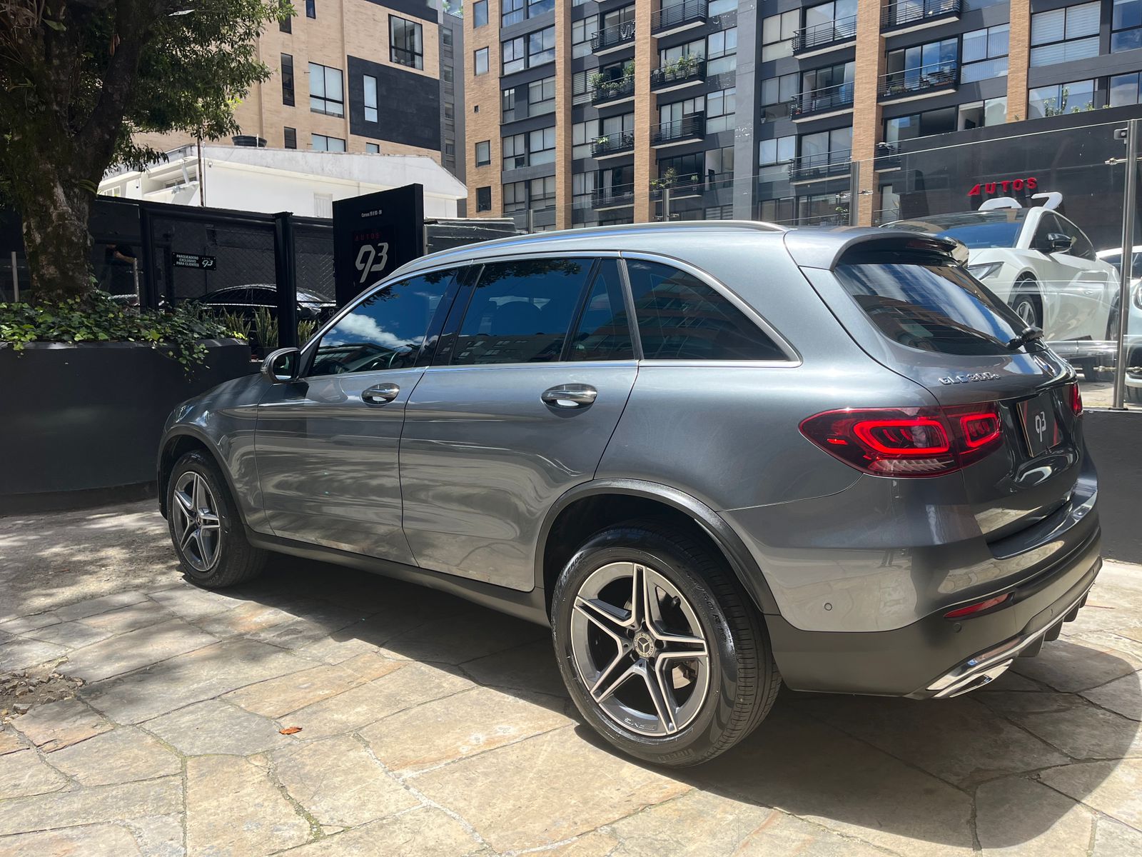Mercedes-Benz GLC 300e Modelo 2022 - Autos 93