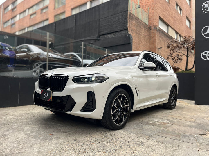 BMW X3 xDrive30e Modelo 2024 - Autos 93