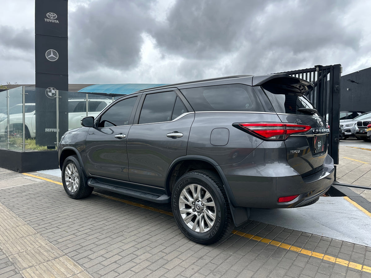 Toyota Fortuner SRV Modelo 2021