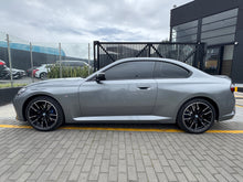 Cargar imagen en el visor de la galería, BMW M240i Modelo 2026
